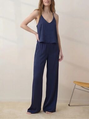 LUNYA Washable Silk Cami Pant Set XS Navy Blue NWOT Luxury Pajamas Sleepwear New